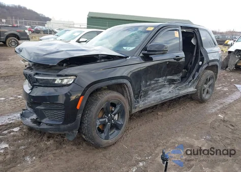 2024 Jeep Grand Cherokee Altitude X 4X4 z USA, uszkodzony, nr VIN 1C4RJHAG4RC224270